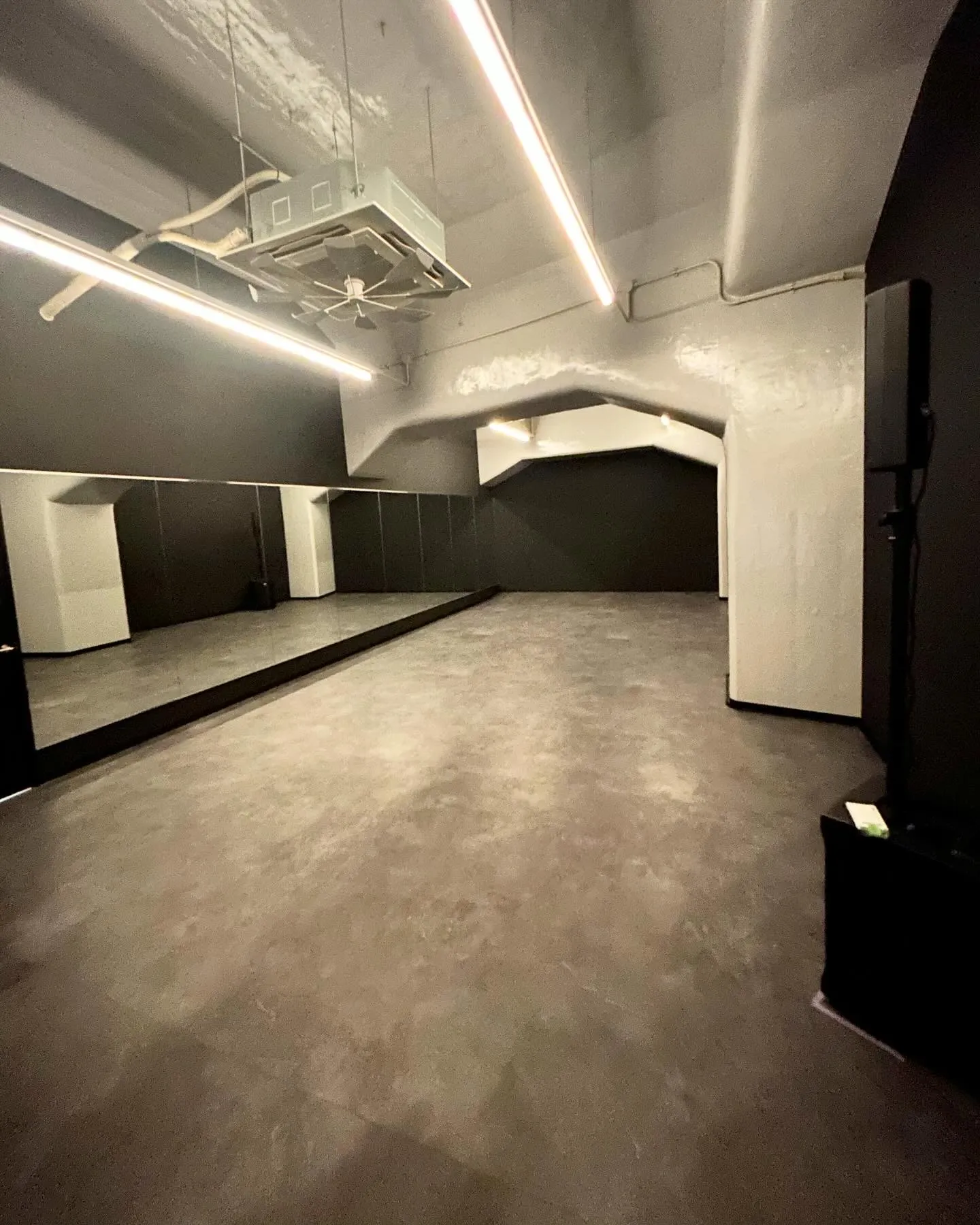 studio_image