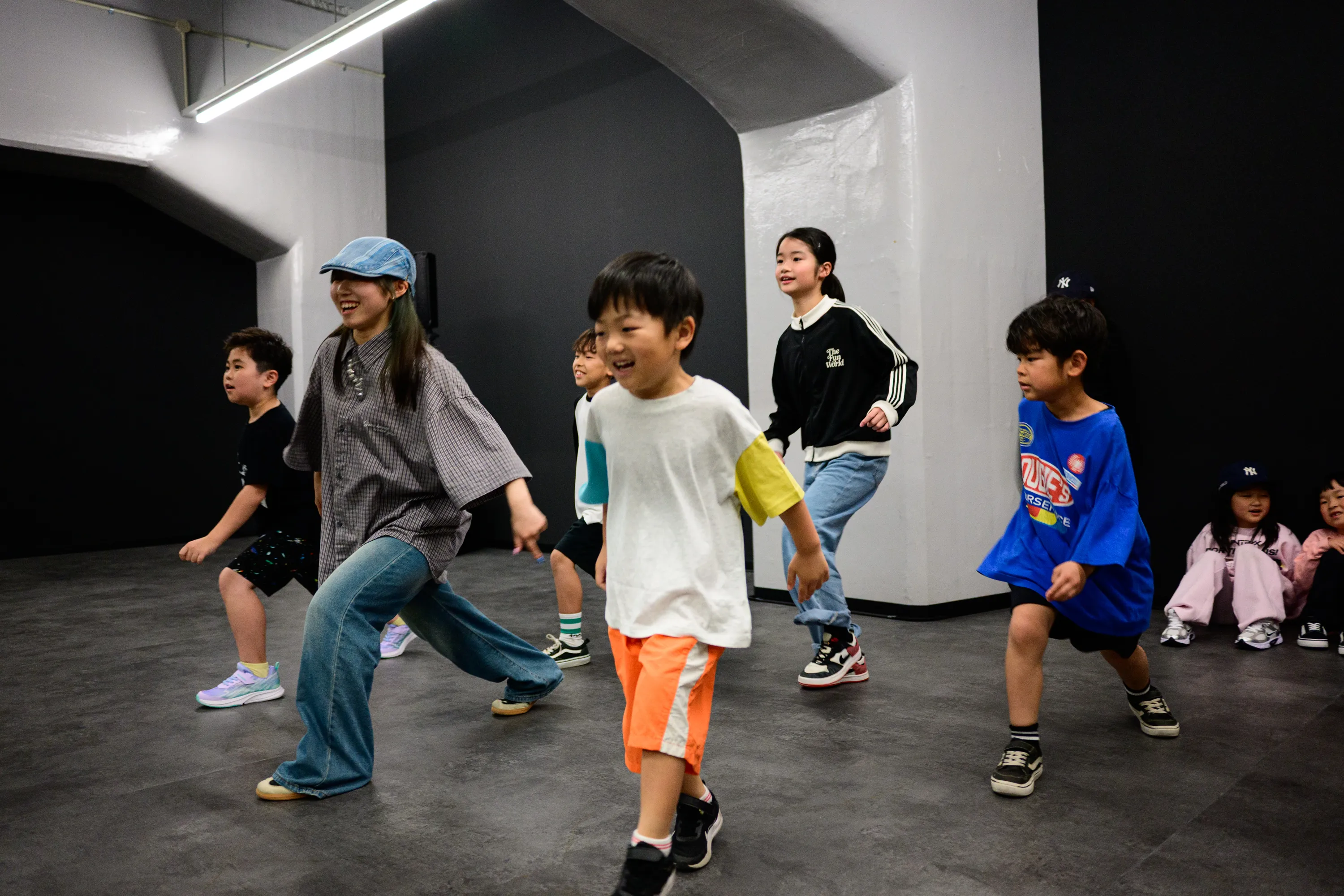 dance studio image